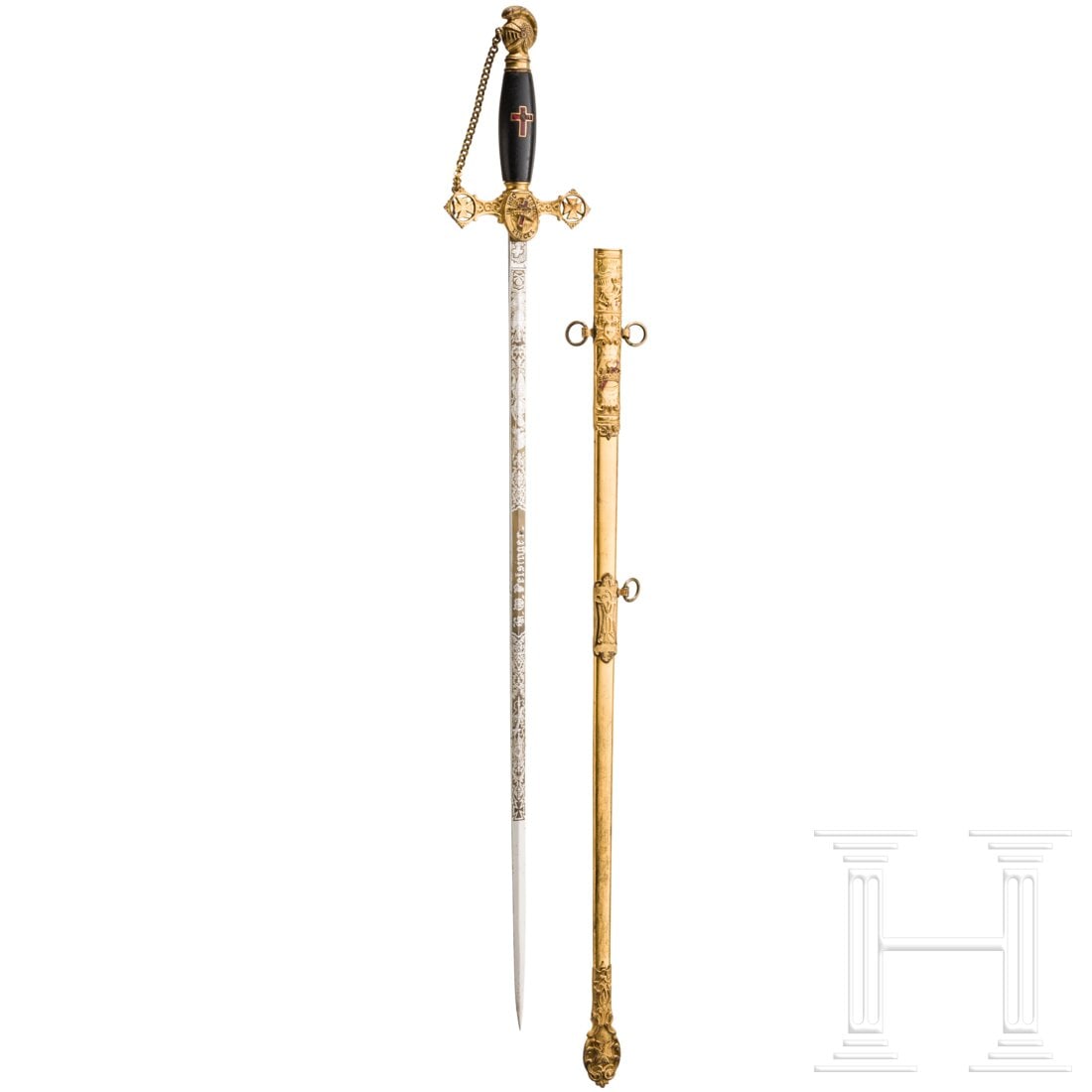 A ceremonial sword of the US Freemasons, circa 1900: A ceremonial sword of the US Freemasons, circa 1900Beidseitig reich geätzte Klinge mit gelbem Grund, dabei der Trägername "H.W. Petsinger" und die Inschriften "Ben Hur Commandery No. 107 K of M.", a