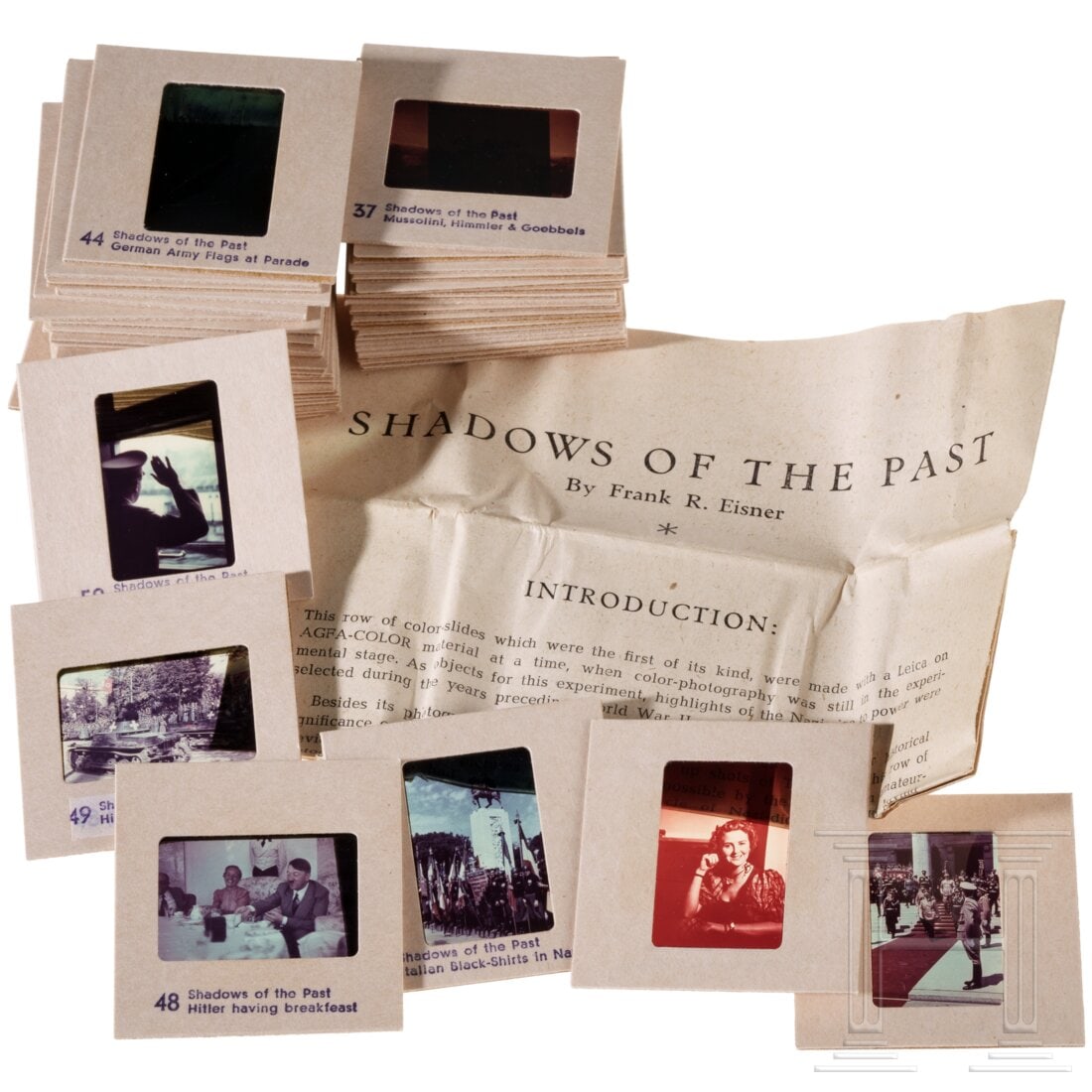 "Shadows of the past" - 50 colour slides, mainly with photos of Hitler during the years 1937-39: "Shadows of the past" - 50 colour slides, mainly with photos of Hitler during the years 1937-39In kartonierter Einrahmung mit Nummerierung von 1 - 50 sowie englischen Kurztiteln. Dazu das gefaltete Be