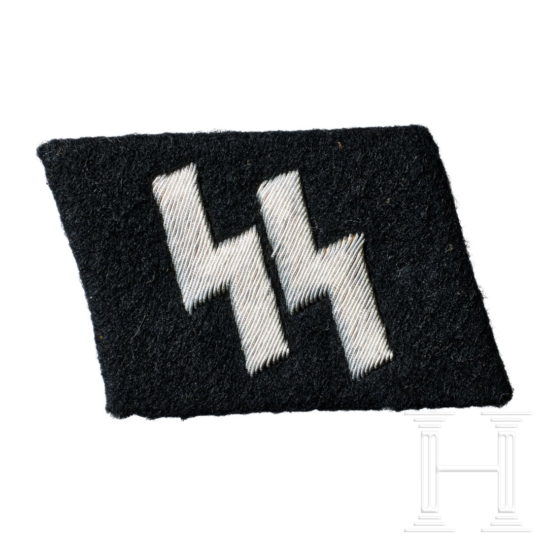 A Right Collar Tab with Runes for SS Officers: A Right Collar Tab with Runes for SS OfficersBlack cloth backing, silver-aluminum hand-embroidered runes. USA lot - more info hereCondition: I -