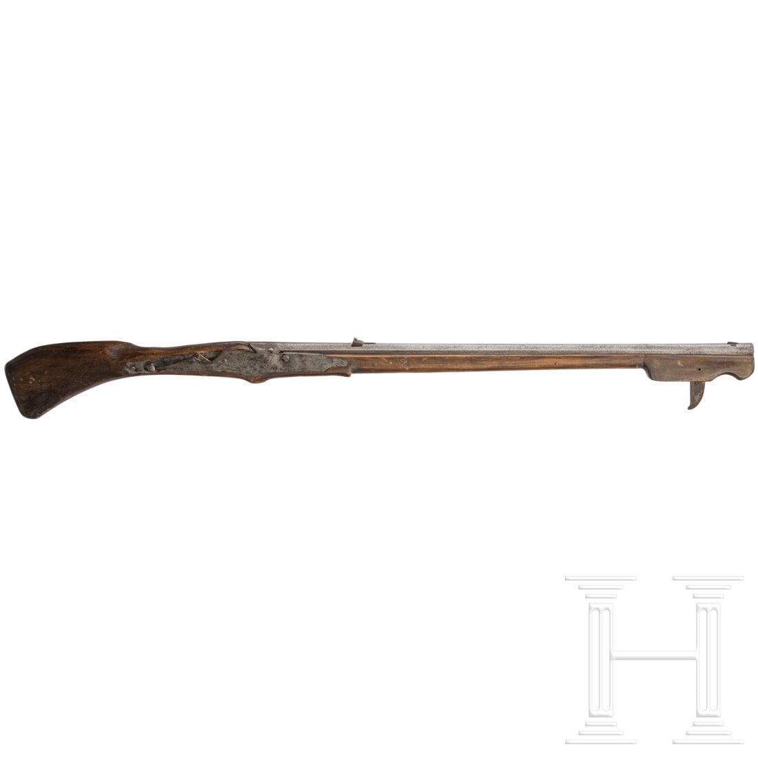 A German matchlock rampart gun, assembled from parts, 17th/18th/19th century: A German matchlock rampart gun, assembled from parts, 17th/18th/19th centuryGezogener Oktagonlauf im Kaliber 14 mm, Seele rau. Luntenschloss mit mehrfach modifizierter Schlossplatte, neuzeitlichem Hah