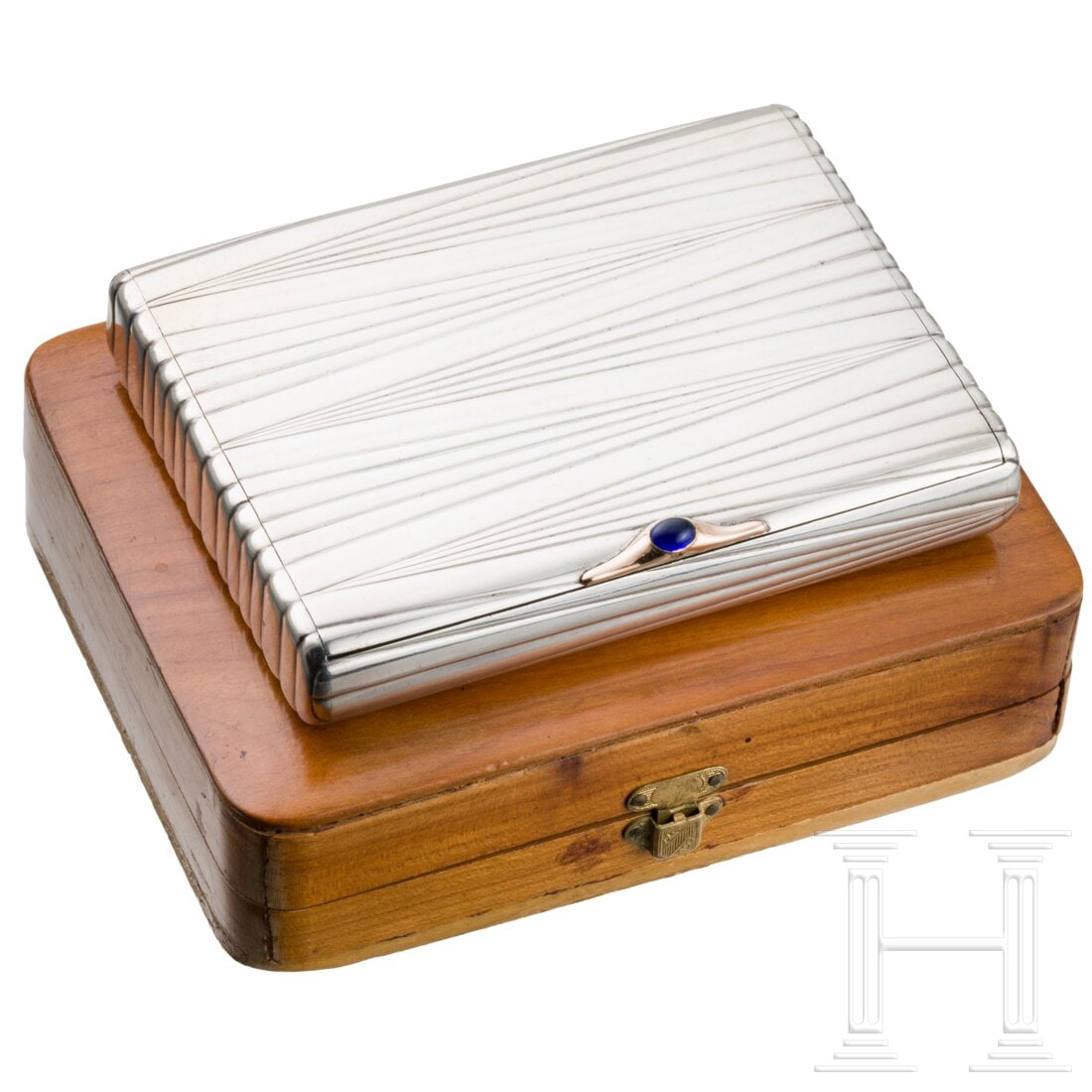 A Russian silver and partially gilt cigarette case with 14ct gold latchkey, St. Petersburg, 1908-17 (1 of 6)