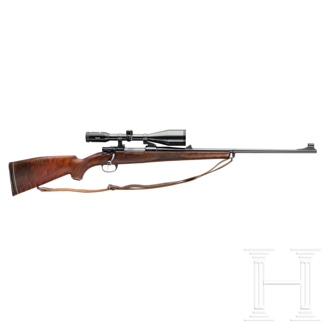 A Zastava repeating rifle with Swarovski scope: A Zastava repeating rifle with Swarovski scopeCal. .30-06Spring, SN. 35864, blanker Lauf, Länge 60 cm. Klappkimme mit Perlkorn und Korntunnel. 98er-Zylinderverschluss. Gültiger Beschuss. Abzug mit R