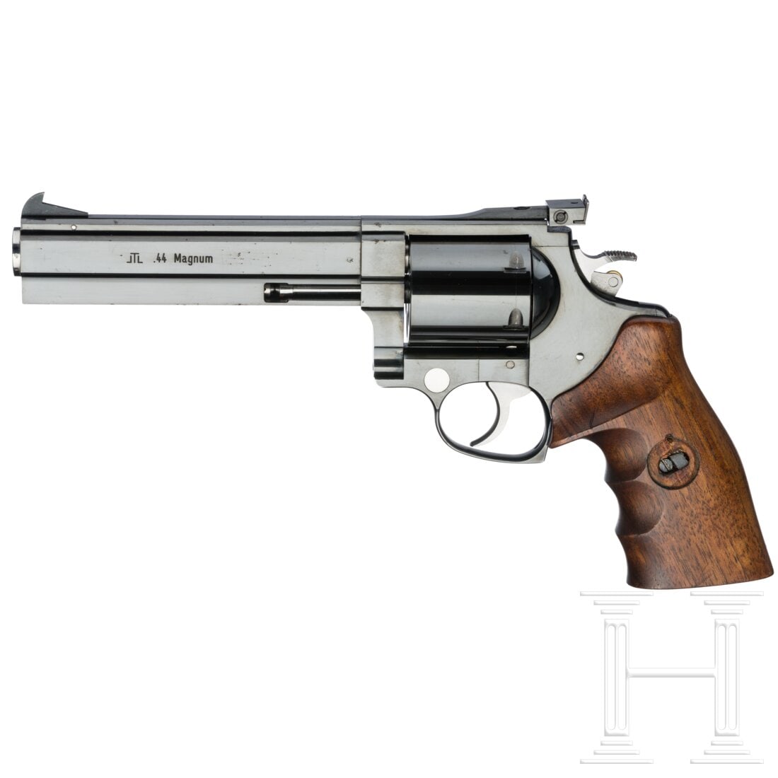 A Janz JTL 10" Sports revolver in .44 Mag. (1 of 3)