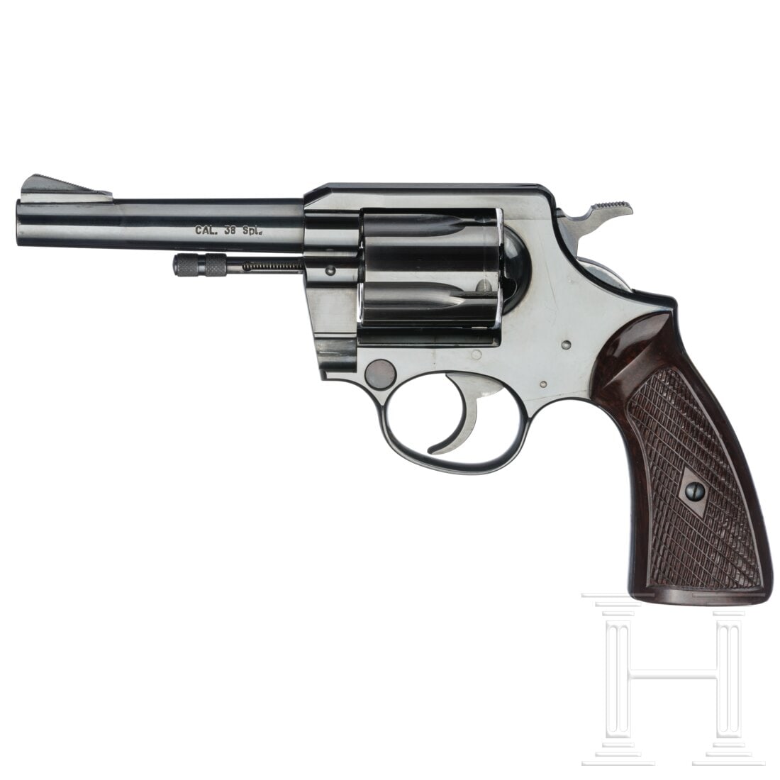 A Korth Series 20, 4": A Korth Series 20, 4"Cal. .38Special, SN. 20737, blanker Lauf, Länge 100 mm. Fünfschüssig. Deutscher Beschuß 1979. Am Rahmen rechts dreizeilige Firmierung, am Lauf links Kaliber. SA/DA. Im Trommel