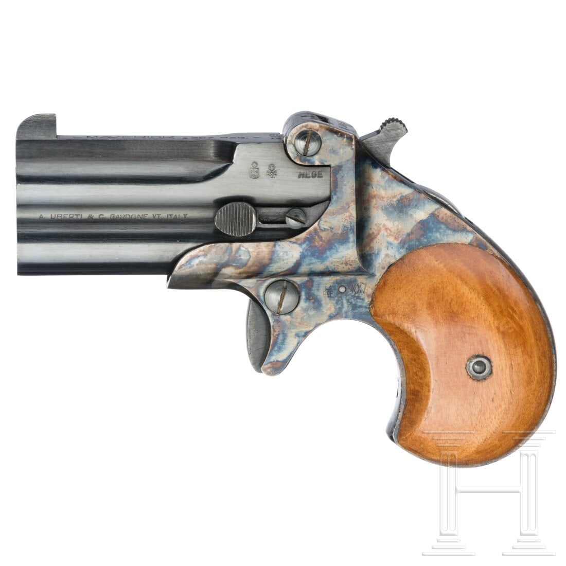 A Uberti Mod. Derringer Maverick: A Uberti Mod. Derringer MaverickCal. .357Mag, SN. 3219, nummerngleich. Blanke Läufe, Länge 80 mm. Italienischer Beschuss (XX7). Ganzstahl. Vollständige, originale Brünierung des Laufbündels. Rahm