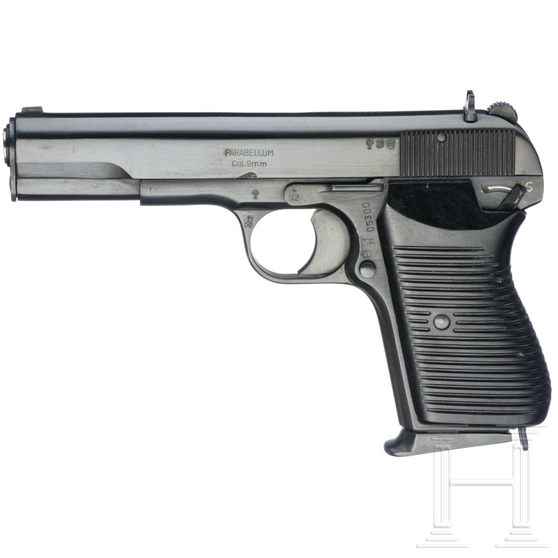 Egypt - a FEG Mod. 58 Tokagypt: Egypt - a FEG Mod. 58 TokagyptCal. 9mmLuger, SN. H05300, nummerngleich. Blanker Lauf. Achtschüssig. Nachbau der Tokarev TT-33 im Kaliber 9 mm Luger. Mit Sicherung. Ursprünglich in Ungarn für die St