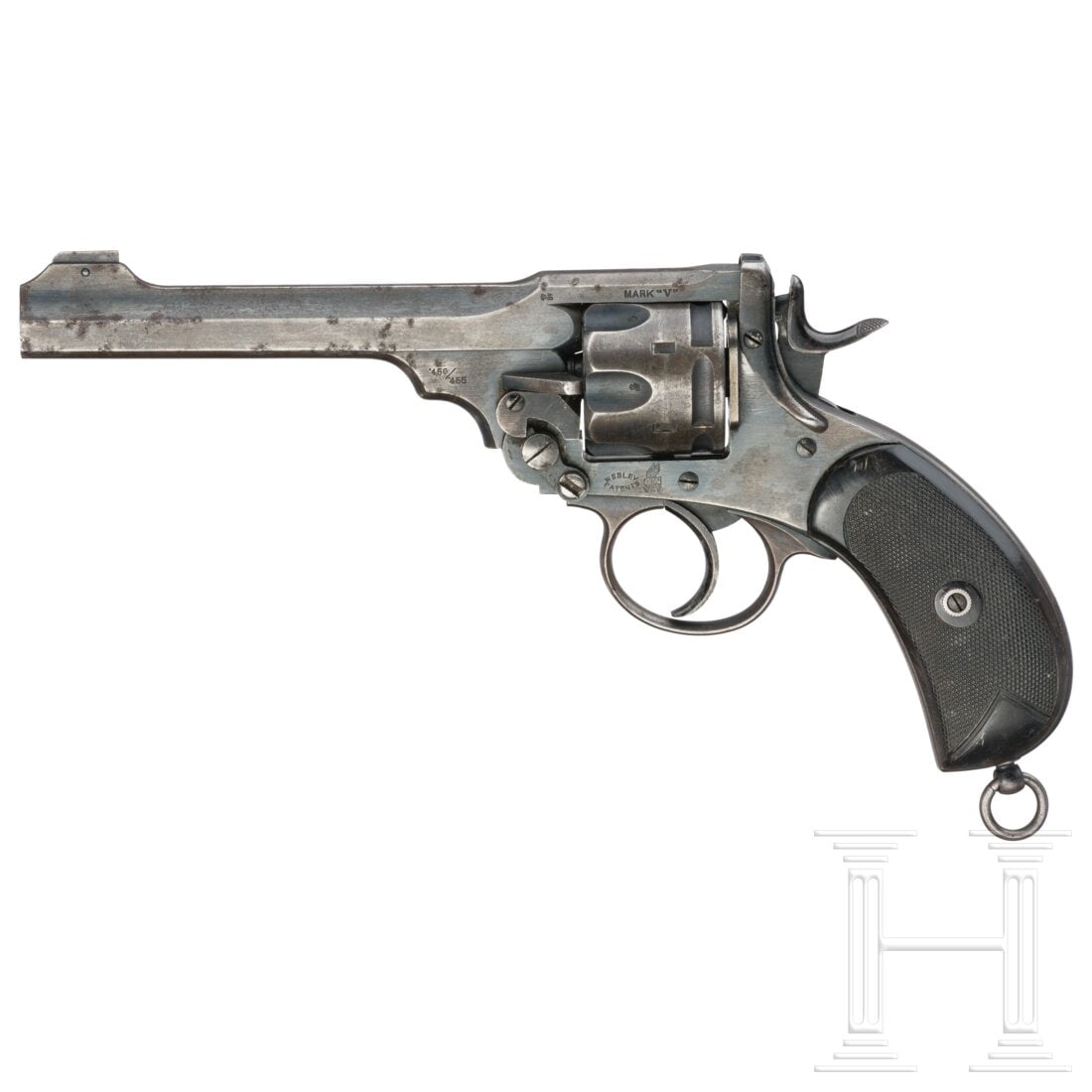 A Webley Mark V, 6": A Webley Mark V, 6"Cal. .455Webley, SN. 204525, nummerngleich. Leicht rauer Kipplauf. Sechsschüssig. Vogelkopfgriff. Links an der Rahmenbrücke bezeichnet "MARK V", links am Laufgehäuse ".450/455", 
