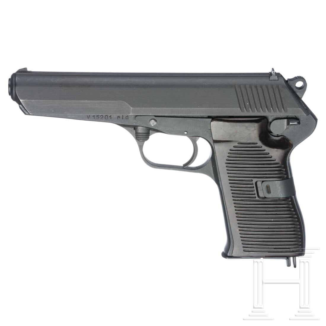 A CZ Mod. 52: A CZ Mod. 52Cal. 7,62mmTokarev, SN. 15201, nummerngleich. Blanker Lauf, Länge 116 mm. Gültiger deutscher Beschuss 1993. Am Griffstück rechts Armeeabnahme (gekreuzte Schwerter), daneben Produktionsj