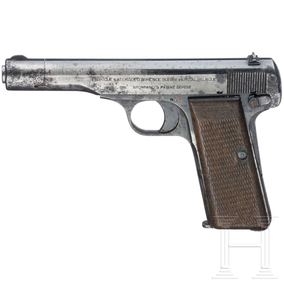 An FN, Mod. 1910/22, Wehrmacht: An FN, Mod. 1910/22, WehrmachtCal. 7,65mmBrowning, SN. 13931C, nummerngleich. Überwiegend blanker Lauf, gering feinnarbig an Mündung, Länge 115 mm. Neunschüssig. Div. Abnahmen Adler/"HK" und Adler