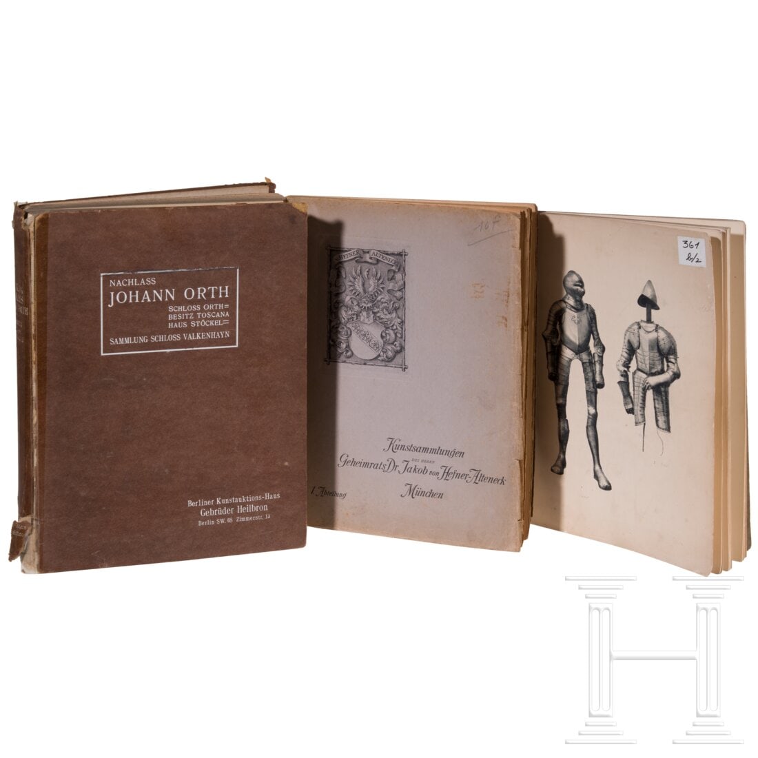 Three auction catalogs on the subject of art and antique weapons, early 20th century: Three auction catalogs on the subject of art and antique weapons, early 20th centuryBerliner Kunstauktionshaus Gebrüder Heilbron: Nachlass Johann Orth, Berlin 1912. Mit 126 Tafeln.Kunstsammlungen des
