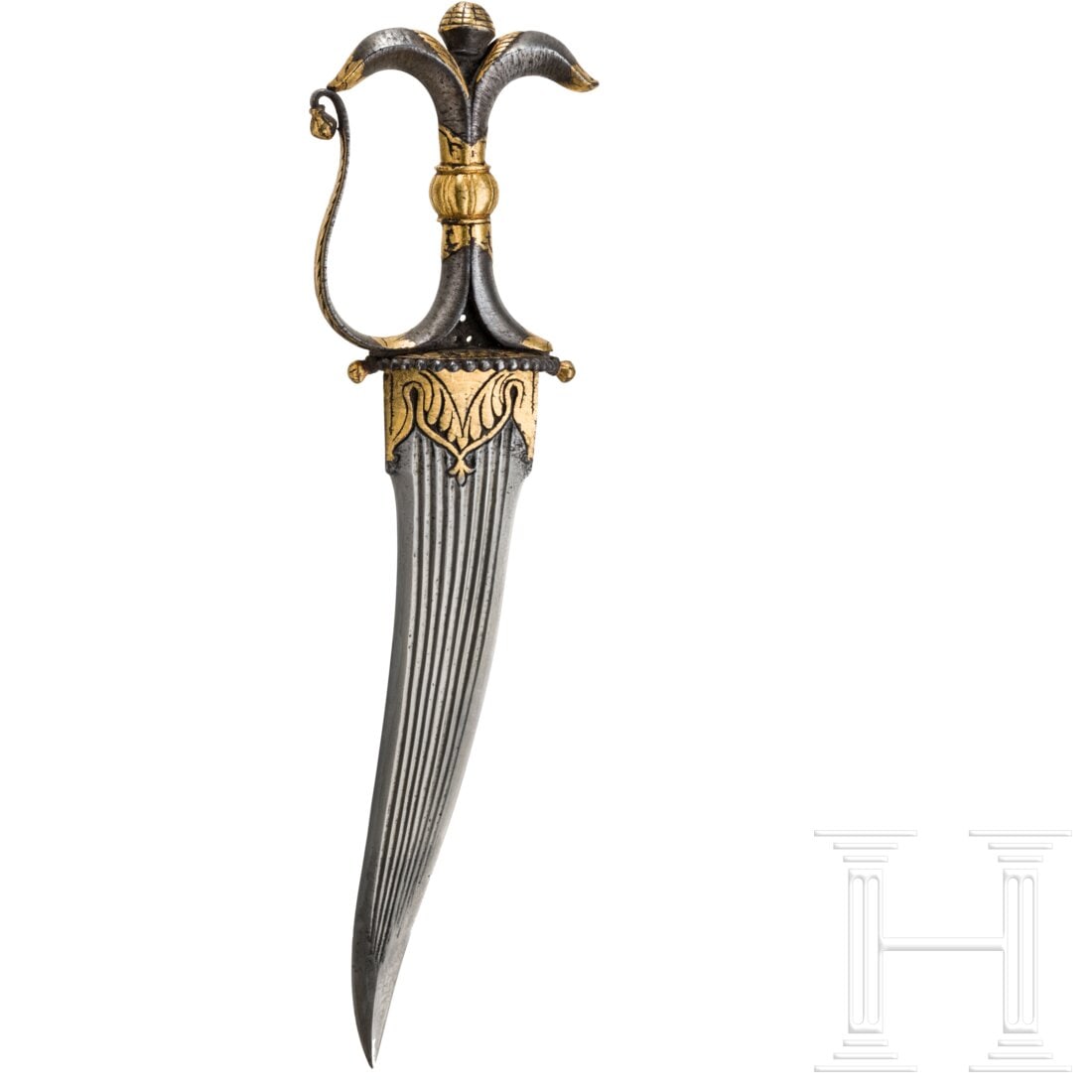 A South Indian chilanum, 17th century: A South Indian chilanum, 17th centuryLightly curved, double-edged blade of finely figured wootz-Damascus with a reinforced point and eight narrow fullers on both sides. Gilt floral ornaments chiselled