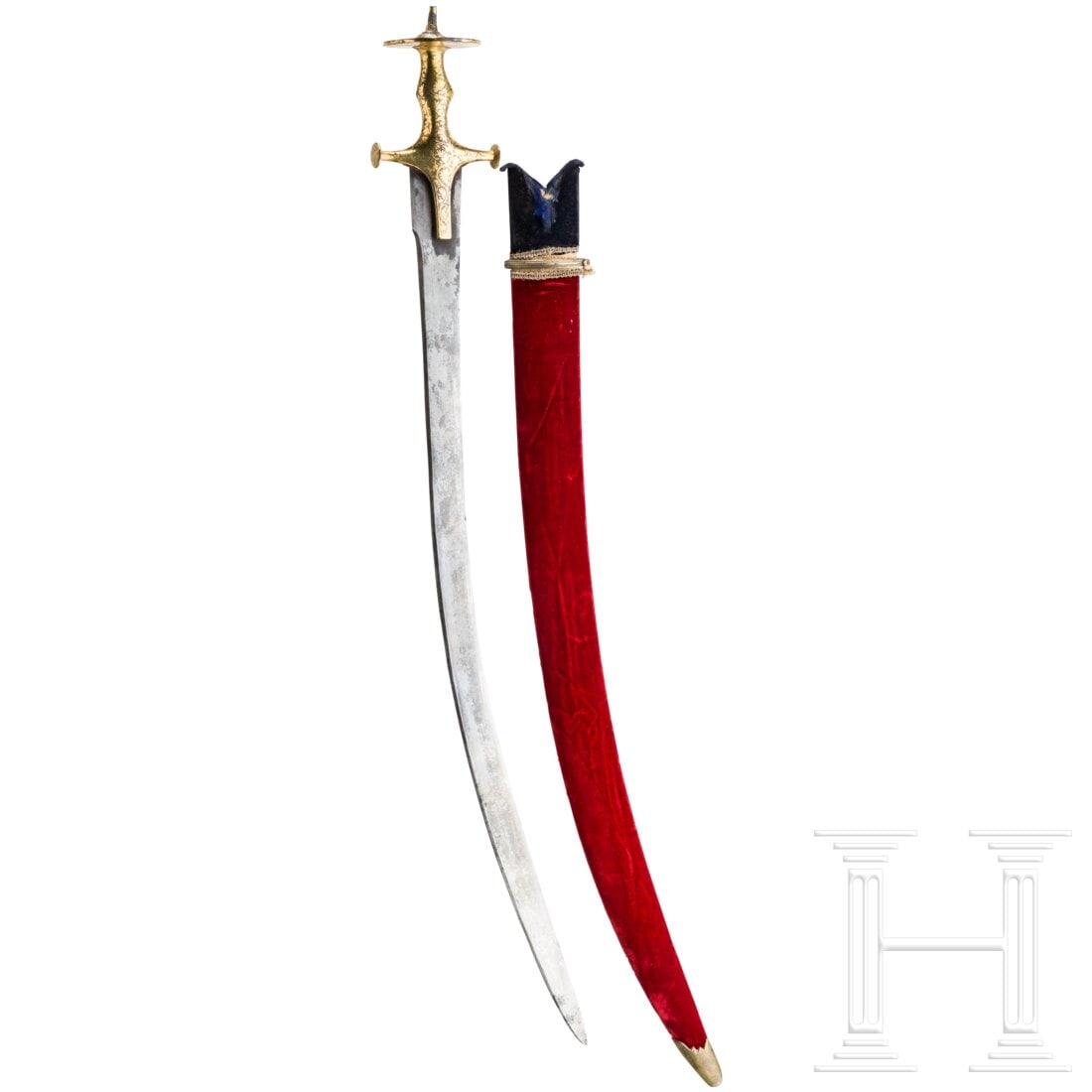 An Indian tulwar with gilt hilt, ca. 1800: An Indian tulwar with gilt hilt, ca. 1800Kräftige Rückenklinge aus Wooz-Damast mit zweischneidiger Spitze. Bronzenes Gefäß mit gut erhaltener Feuervergoldung und ganzflächig fein graviertem flora