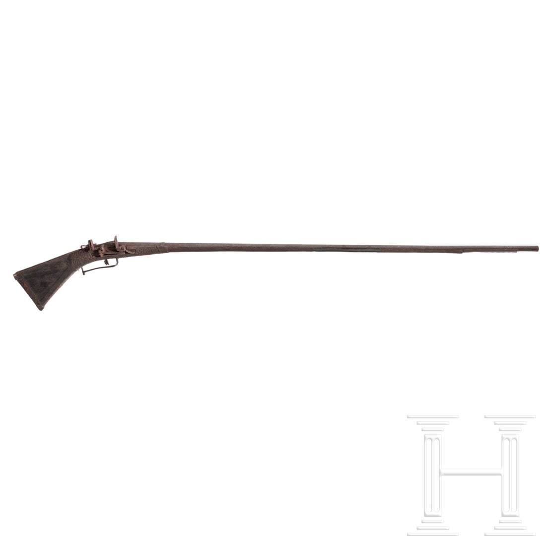 A Sardinian long Miquelet rifle, second half of the 18th century: A Sardinian long Miquelet rifle, second half of the 18th centuryLanger, oktagonaler Lauf mit glatter Seele im Kaliber 12 mm. Schlossplatte mit festsitzendem Pfannendeckel und Hahn, Hahnrast gebrochen.