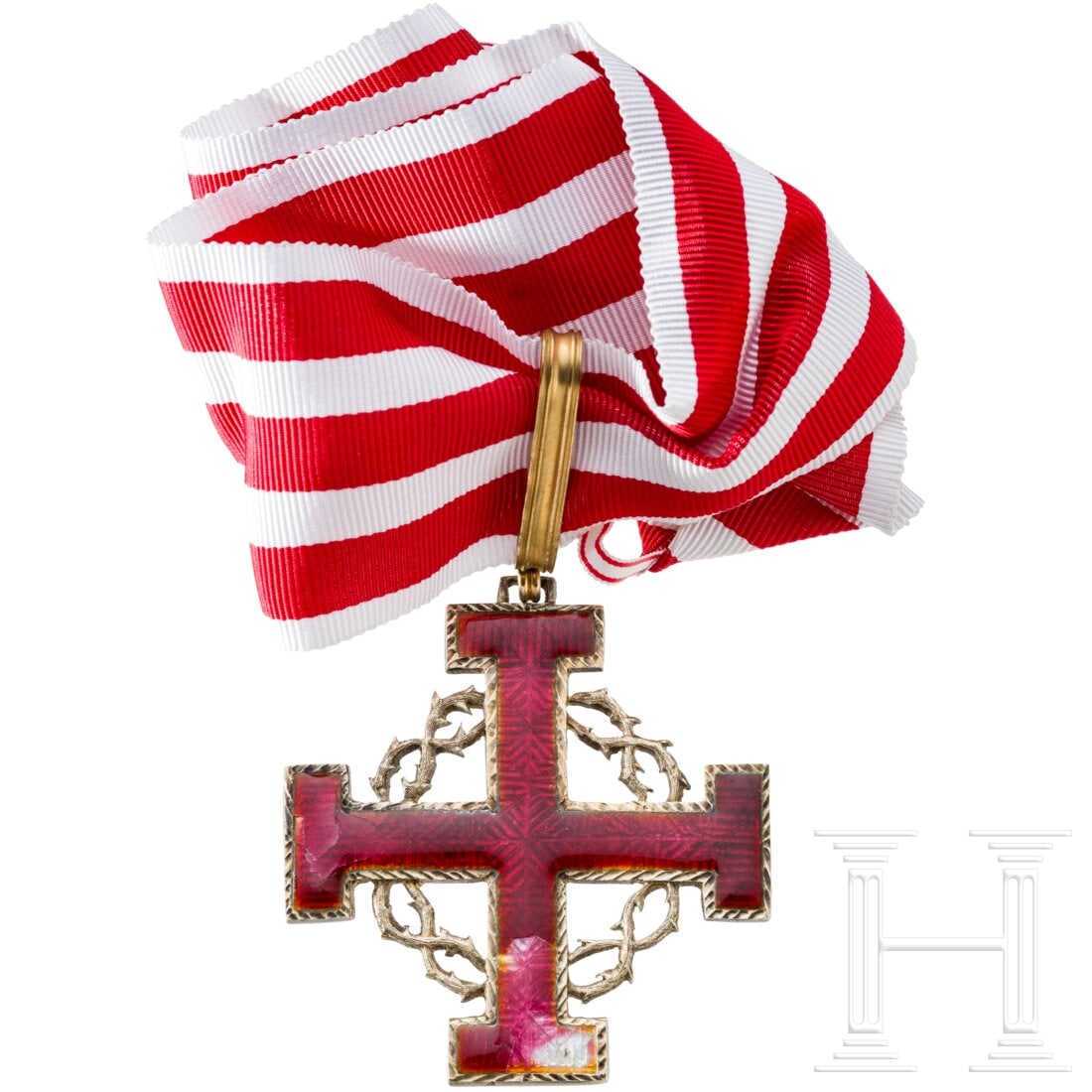 Order of the Holy Sepulchre of Jerusalem - a neck decoration, 20th century: Order of the Holy Sepulchre of Jerusalem - a neck decoration, 20th centurySchauseitig rot emailliertes (gechipt), silbervergoldetes Kreuz, Breite 52 mm, Gewicht 28 g. An Bandring mit rot-weißem Halsb