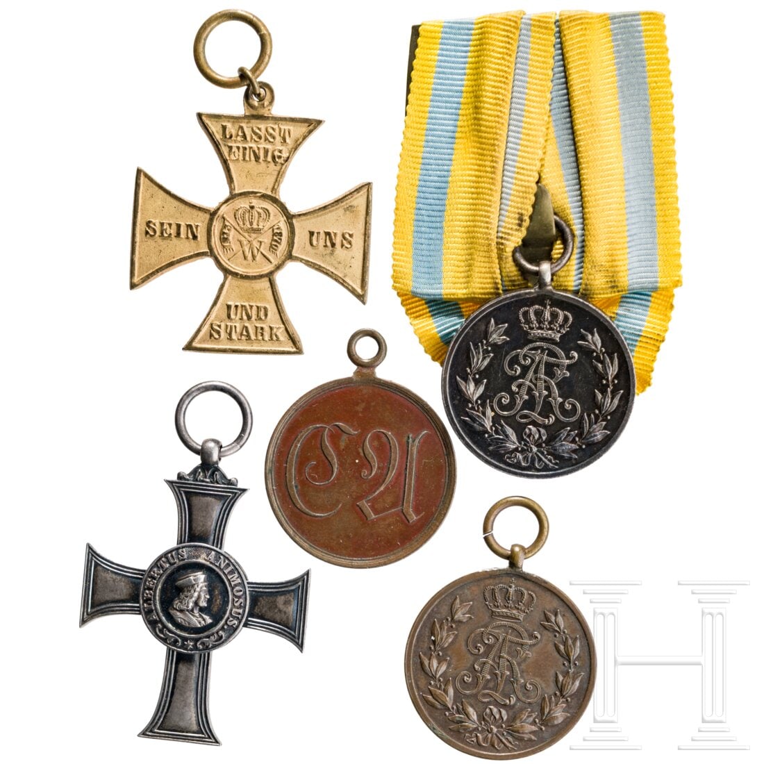 Four awards: Four awardsAlbrechtkreuz des Albrechtsordens, versilbert mit mehrteiligen Medaillons, zwei Friedrich August Medaillen. Dazu die Medaille „Treuen Kriegern" von 1815 aus Sachsen Weimar und ein Kreuz d