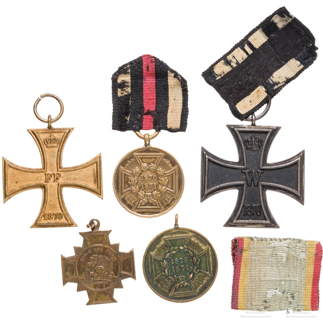 Five German awards, 1870-1887: Five German awards, 1870-1887Eisernes Kreuz 2. Klasse 1870, mehrteilig, mit geschwärztem, magnetischem Eisenkern, Band unrichtig ergänzt. Mecklenburgisches Militär-Verdienstkreuz 2. Klasse 1870 aus