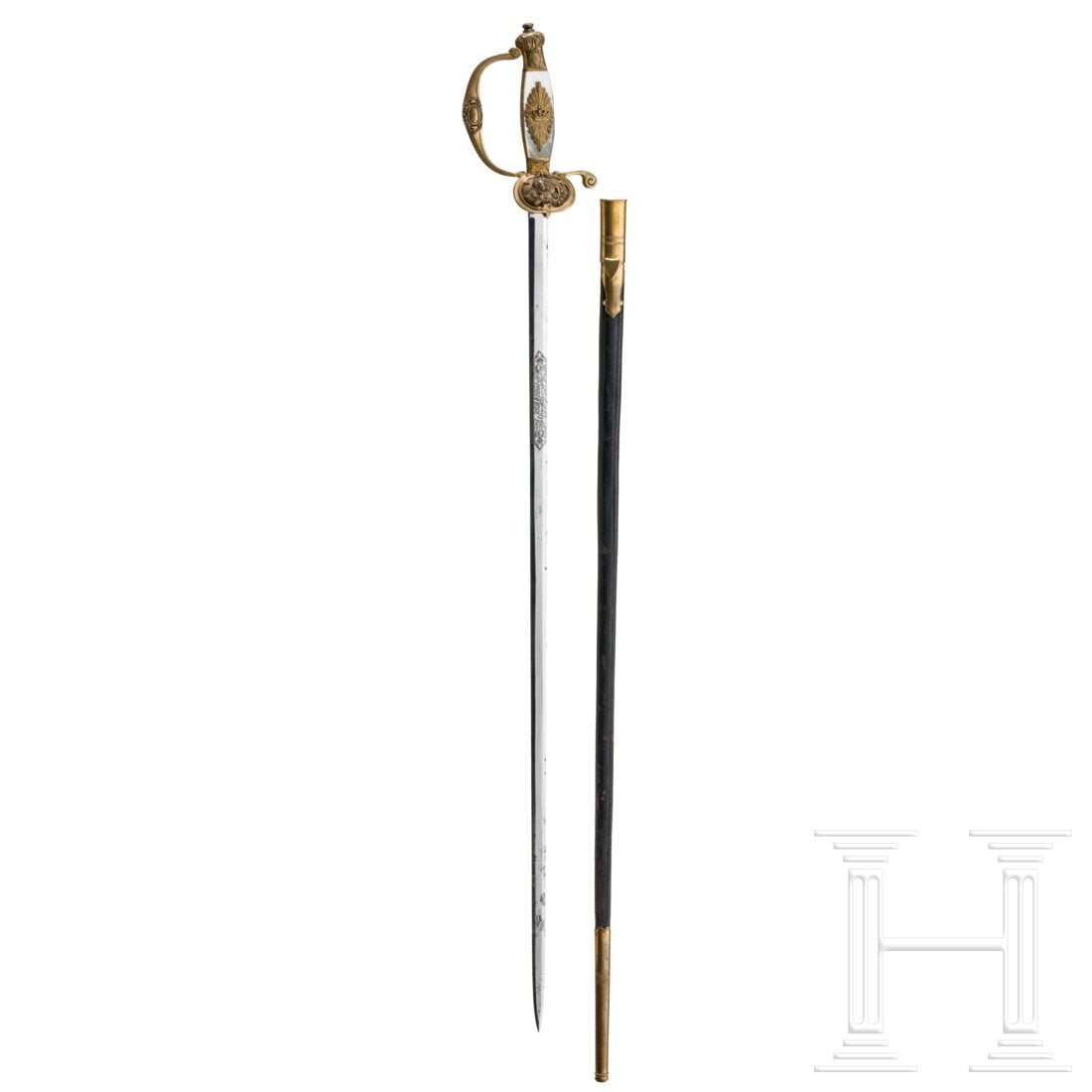 An official's sword from the time of the Prince Regent, 1886 - 1912: An official's sword from the time of the Prince Regent, 1886 - 1912Zweischneidige Stichklinge mit abgeflachtem Mittelgrat (vereinzelt fleckig/narbig, ohne Hersteller), beidseitig das geätzte Treueban