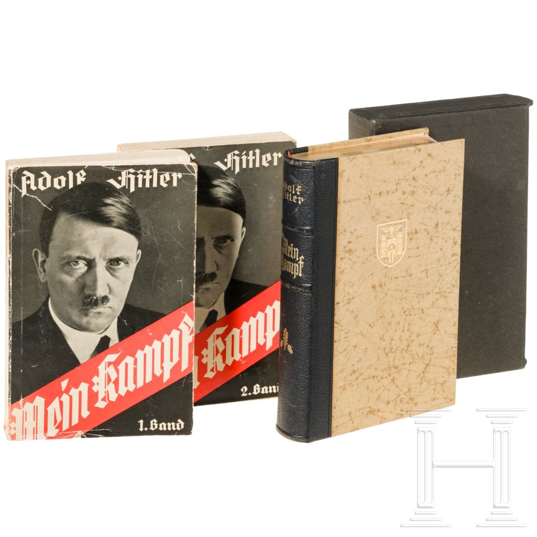 Two editions of "Mein Kampf": Two editions of "Mein Kampf"Hochzeitsausgabe der Stadt München von 1938, der Name des Brautpaares nicht eingetragen, komplett mit Schuber. Zweibändige Ausgabe von 1938 im beschädigten Schutzumschla