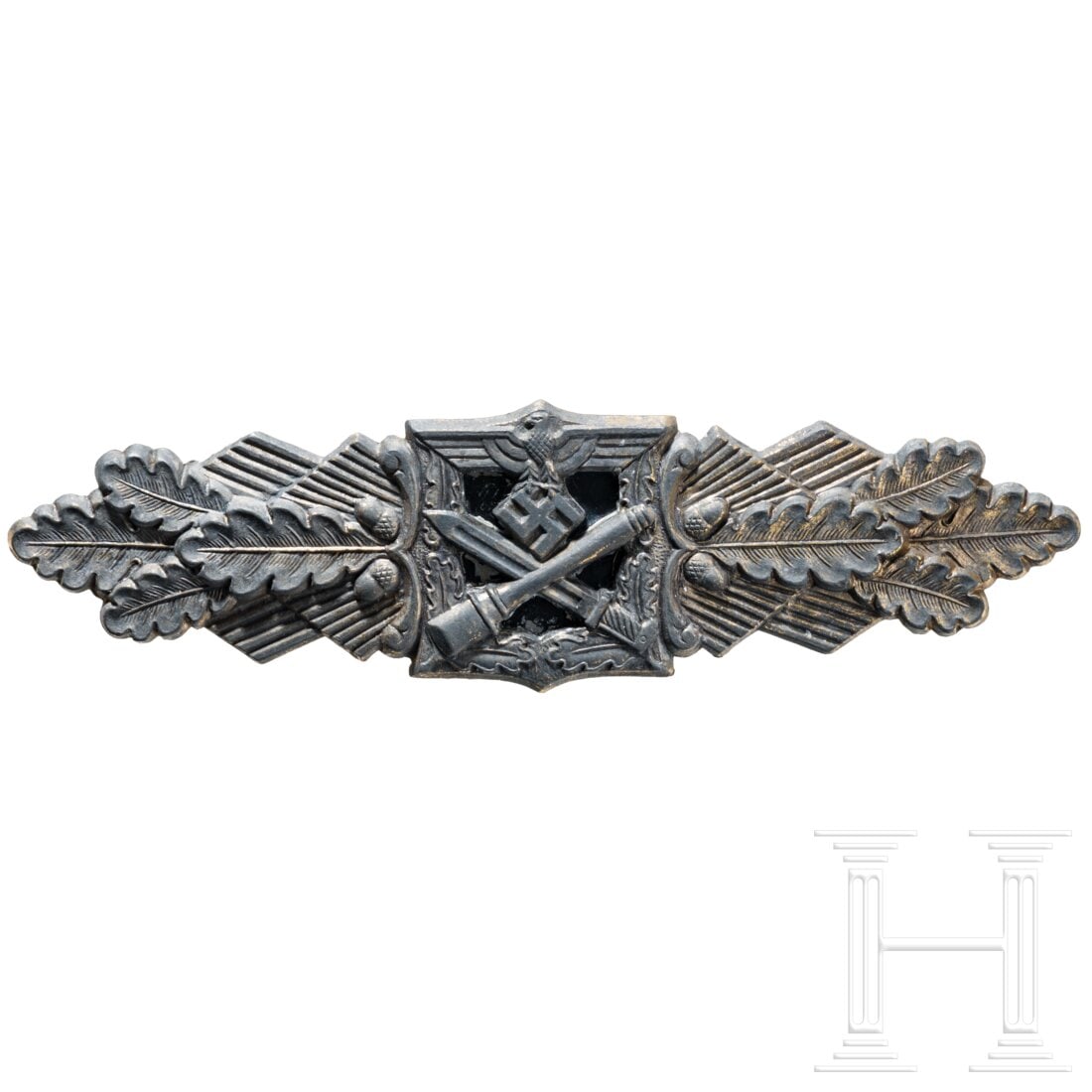 A Close Combat Clasp in Gold made by F & BL: A Close Combat Clasp in Gold made by F & BLFine zinc version with remnants of gilding and crimped, black lacquered iron plates, reverse with a bulbous iron horizontal pin and inverted maker's mark "F 