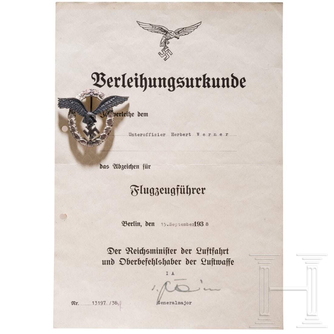A Luftwaffe Pilot's Badge with award certificate, manufacturer Assmann (1 of 3)