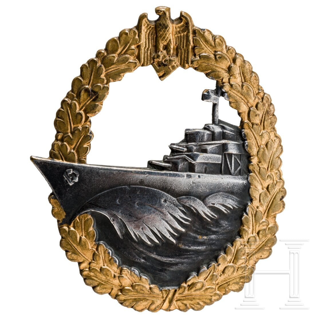 A Destroyer War Badge made by Schwerin in Berlin (1 of 2)