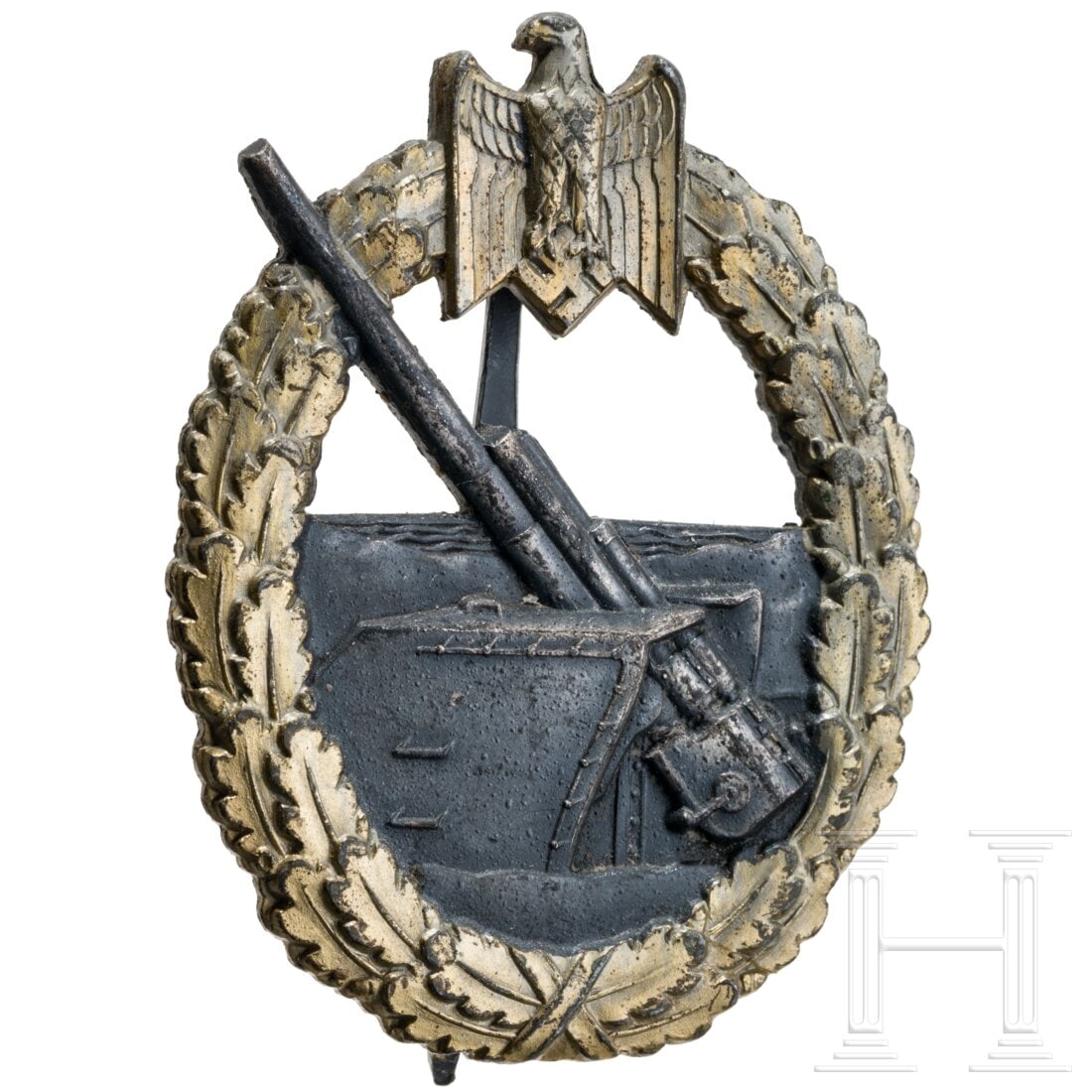A Coastal Artillery War Badge made by Juncker (1 of 2)
