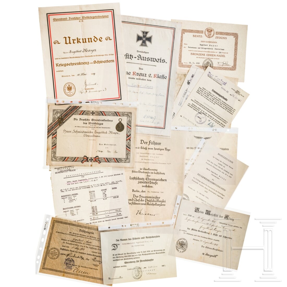 Awards and documents belonging to a Luftwaffe sergeant: Awards and documents belonging to a Luftwaffe sergeantAus seiner Zeit beim K.b. IR 20 die Urkunden zum EK und zum MVK. 3. Klasse mit Schwertern sowie Militärpaß und Soldbuch. Aus der Weimarer Zeit