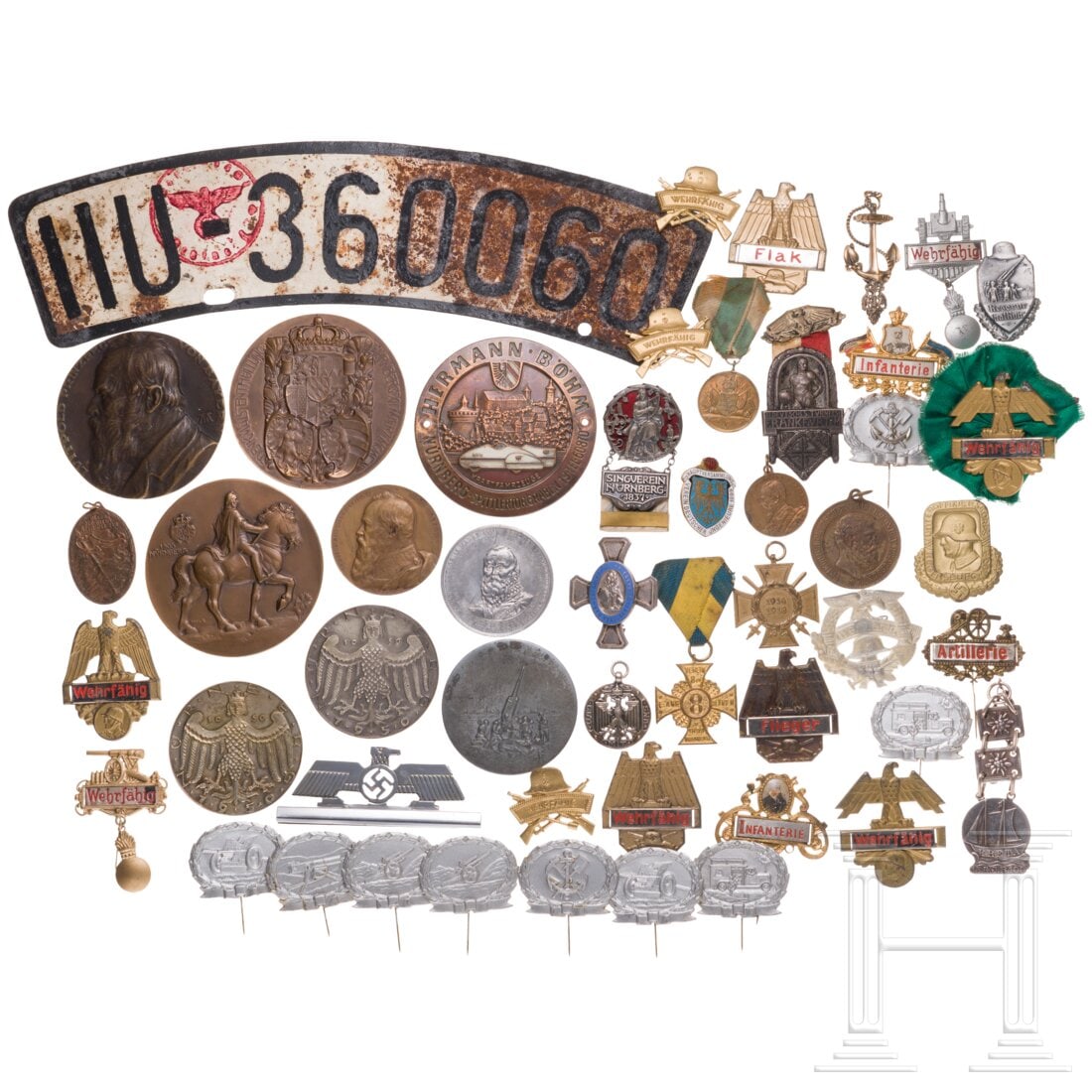 Small group of badges and plaques: Small group of badges and plaquesAcht Plaketten auf Prinzregent Luitpold, Wilhelm I, Nürnberg (von 1950), ca. 25 Musterungs- und Reservistenabzeichen, Kriegervereinsabzeichen, u.a. Dazu ein vorderes 