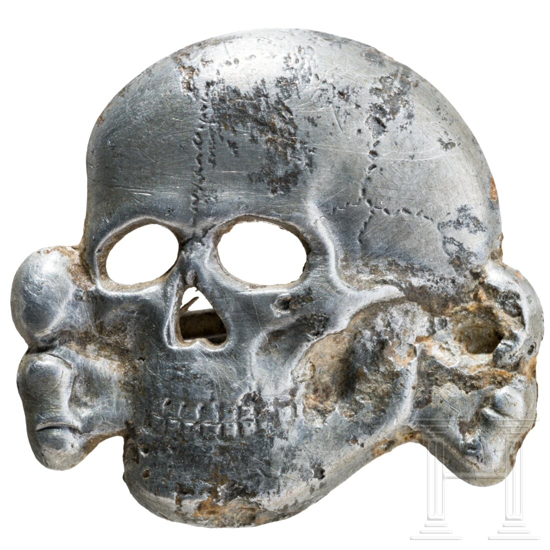 An SS visor cap skull, M1/52 (1 of 3)