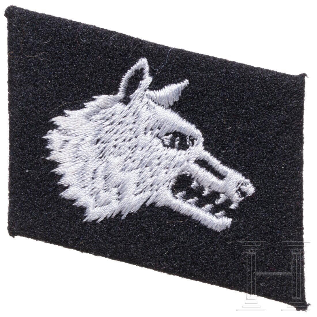 A right collar patch of the East Turkish Waffen-SS Corps (1 of 2)