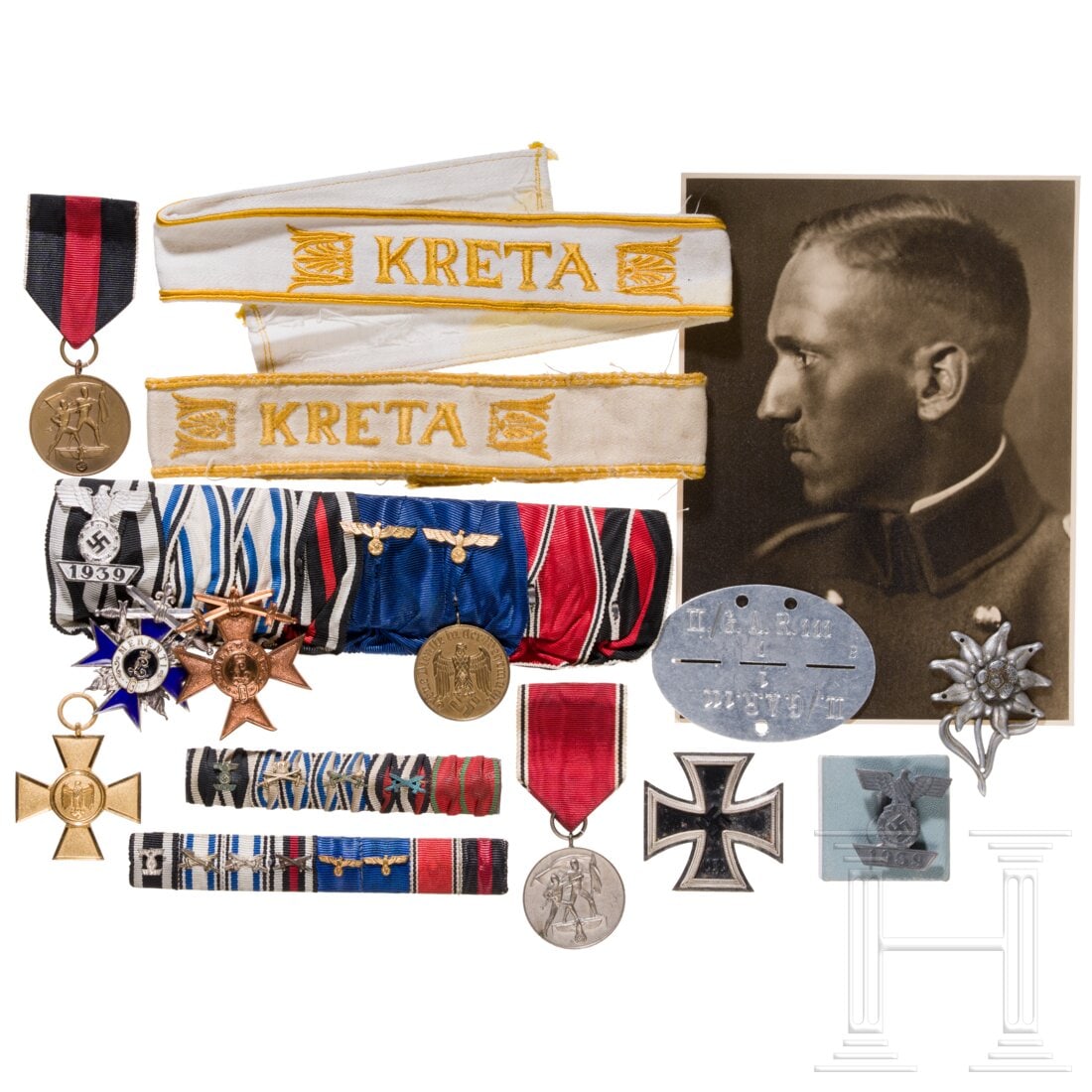 Lieutenant General August Wittmann - his personal decorations: Lieutenant General August Wittmann - his personal decorationsLarge medal bar for eight awards, including the "1939" clasp for the Iron Cross 2nd Class, Bavarian Military Meritorious Order 4th Class wi