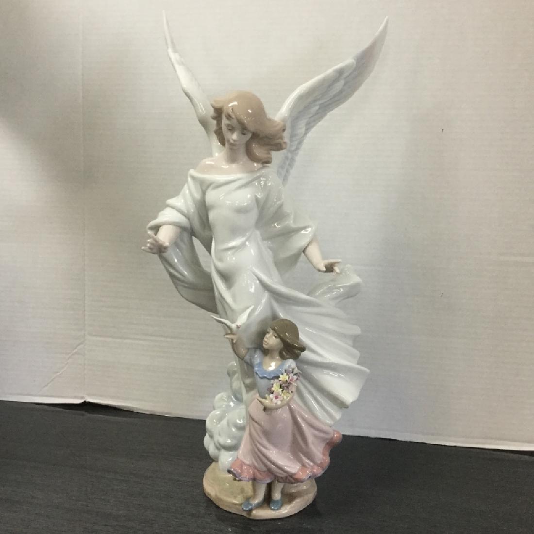 Lladro Limited Edition 6352 "Guardian Angel" (1 of 8)