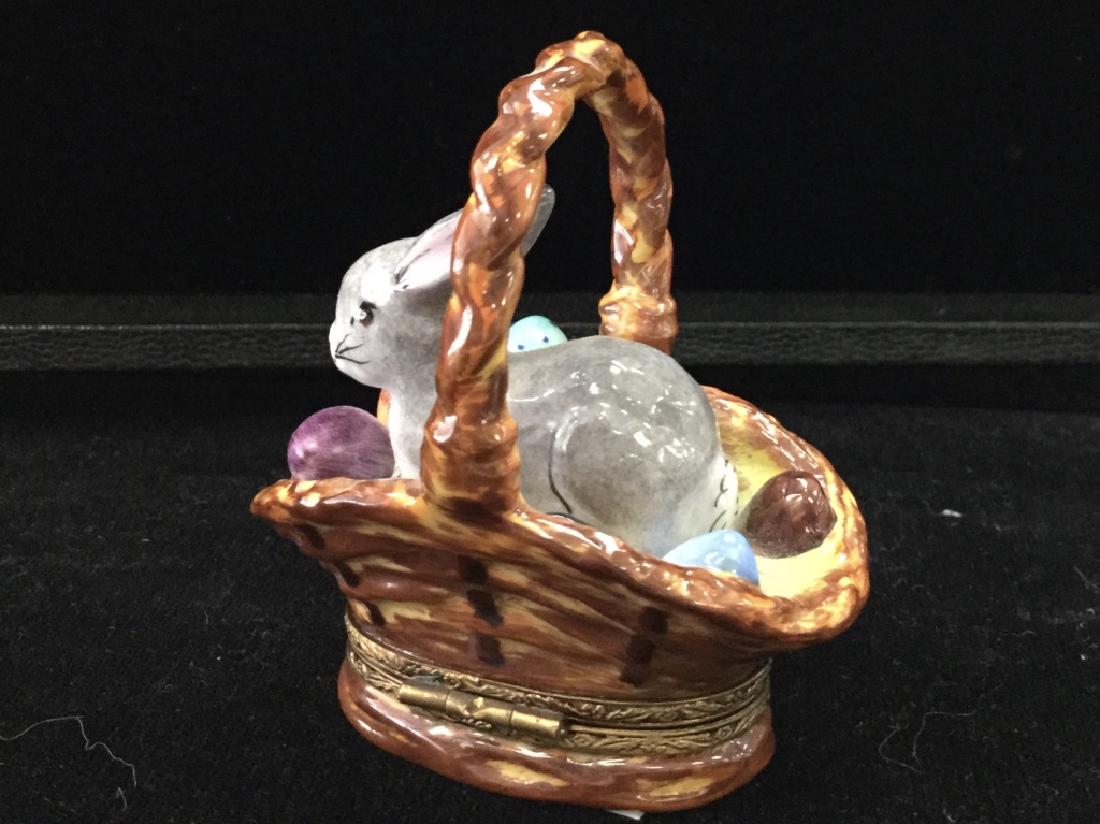 Limoges Easter Basket with Bunny and Eggs: Peint mainEximousLimoges France2 3/4" H