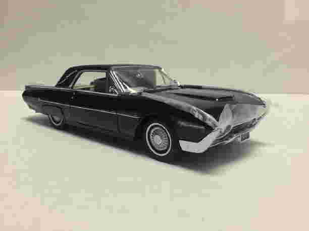 Danbury Mint 1962 Ford Thunderbird Landau Coupe