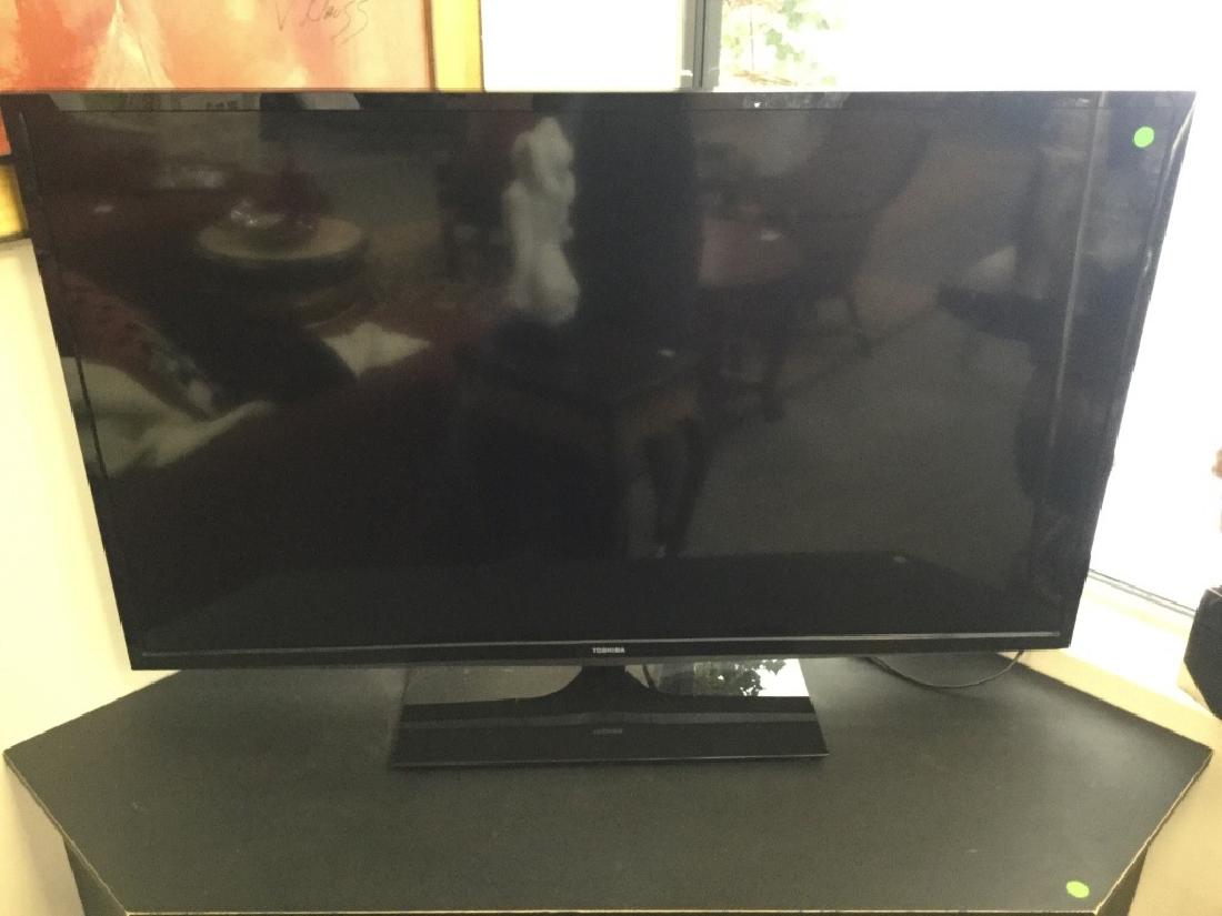 50" Toshiba Flatscreen TV (1 of 5)