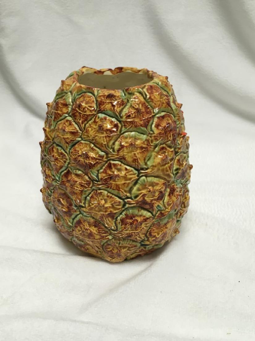 SIGNED DODIE THAYER PINEAPPLE VASE POTTERY (1 of 5)