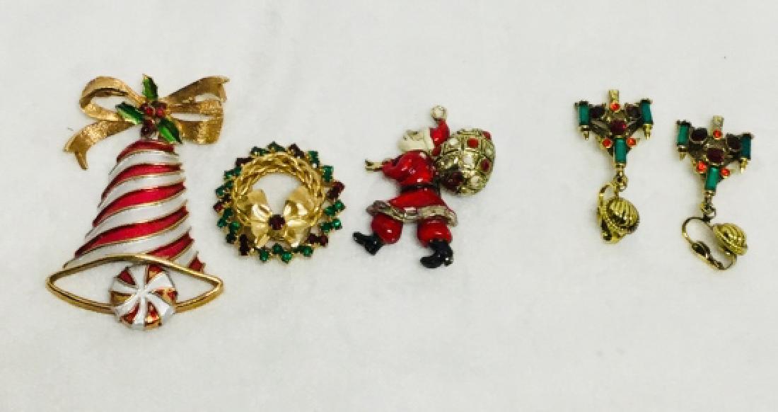 4 VINTAGE CHRISTMAS DESIGNER COSTUME JEWELRY (1 of 9)