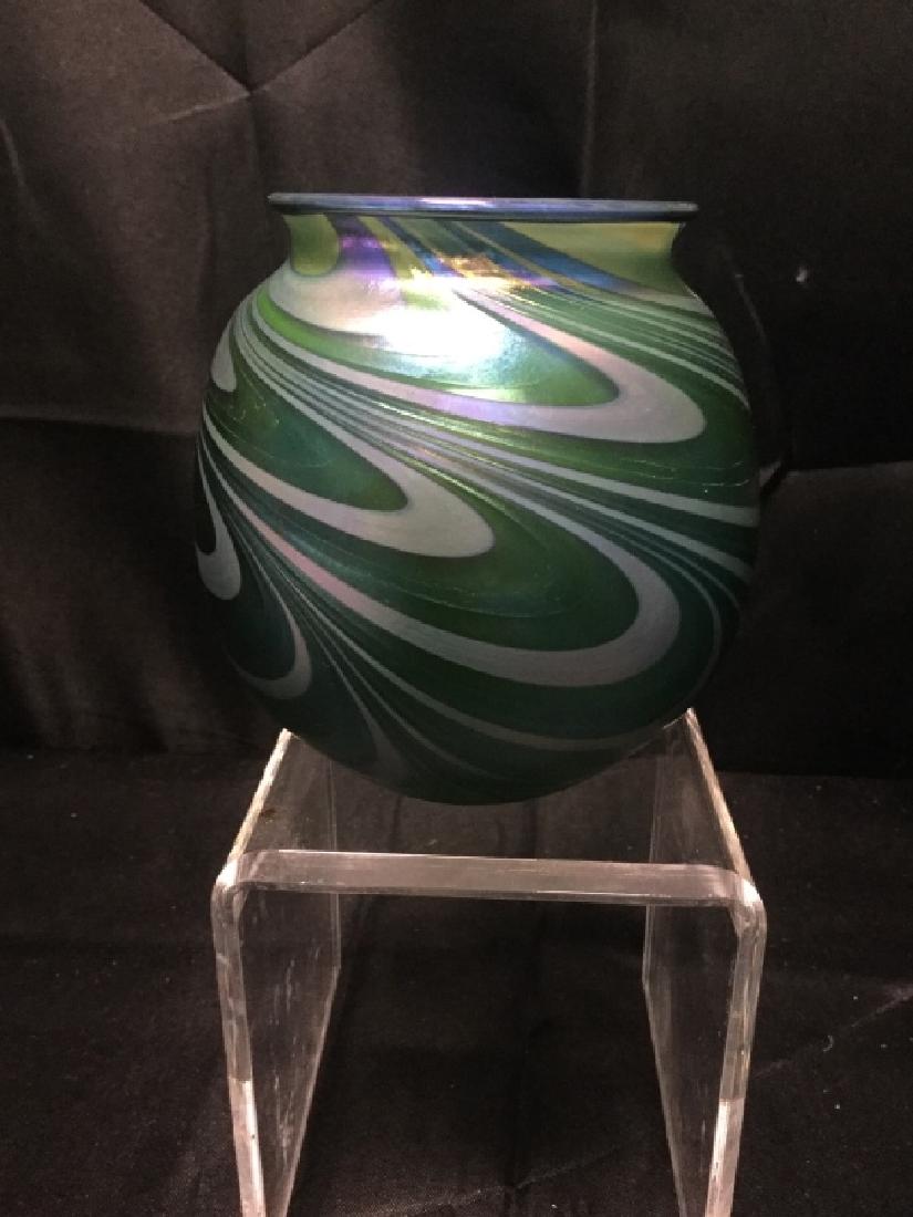 CHARLES LOTTON IRIDESCENT SWIRLS ART GLASS VASE (1 of 6)