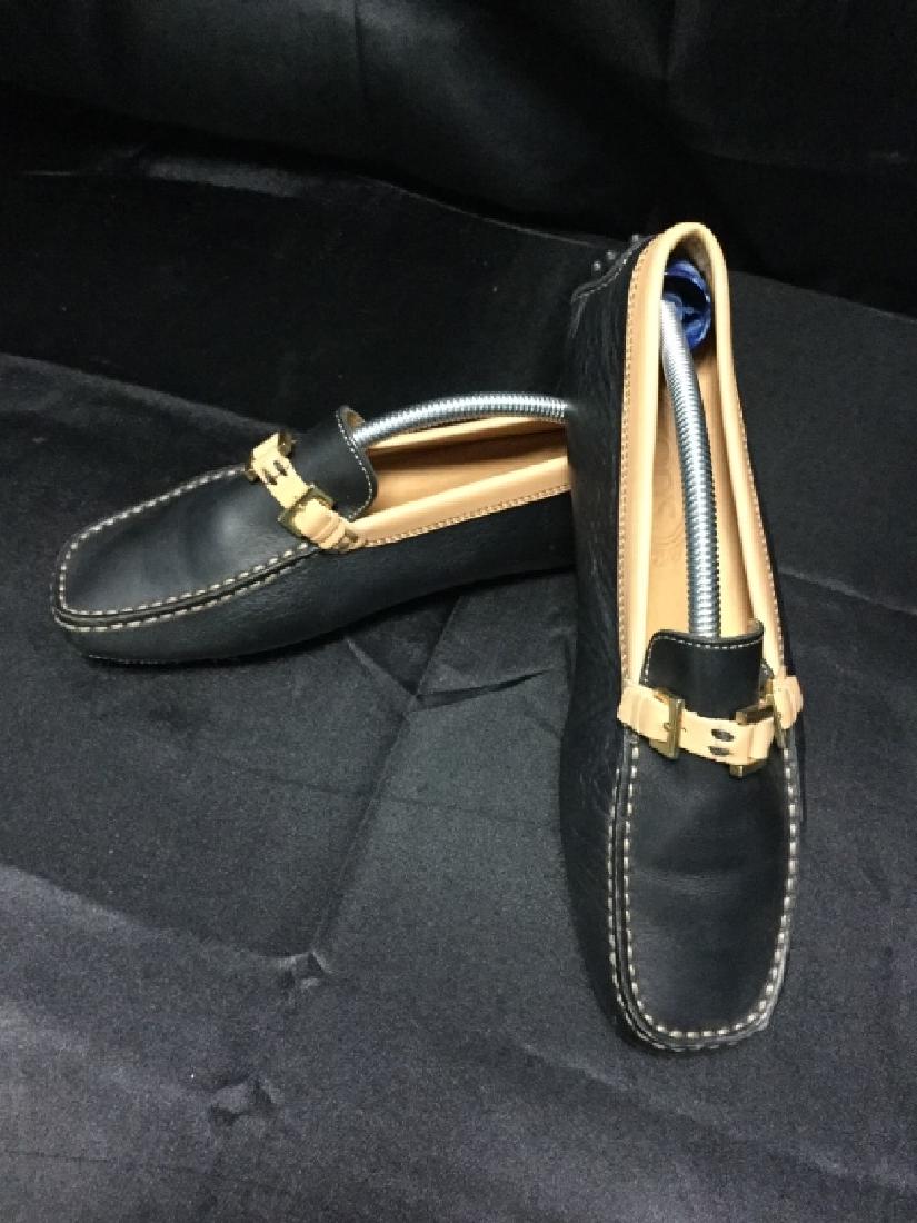 TODS BLACK W/ CAMEL TRIM LEATHER LOAFERS SHOES 38: TODS amazing leather designer loafers. Black w/ camel brown trim. Size 38 on tag and in EXCELLENT preowned condition, see all pictures.