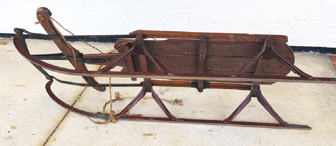 VINTAGE FLEXIBLE FLYER SLED (1 of 4)