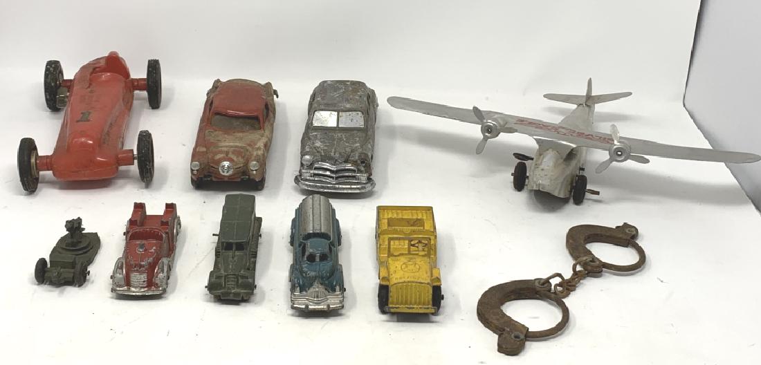 GROUPING OF (10) VINTAGE TOYS (1 of 5)