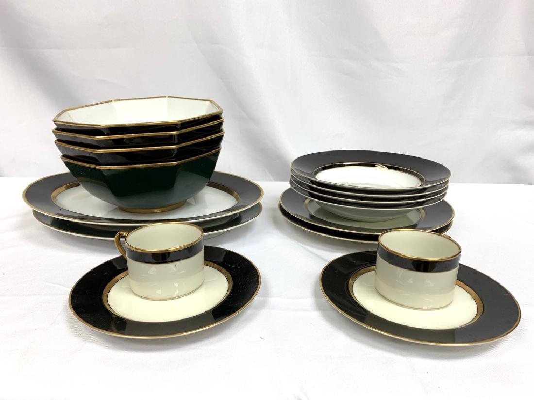 (14) PIECES OF FITZ AND FLOYD CHINA RENAISSANCE: To include; 4 large serving bowls, 2 large oval trays, 2 cups, 4 soup bowls, and 2 dinner plates. All in fine condition. Third party shipping required