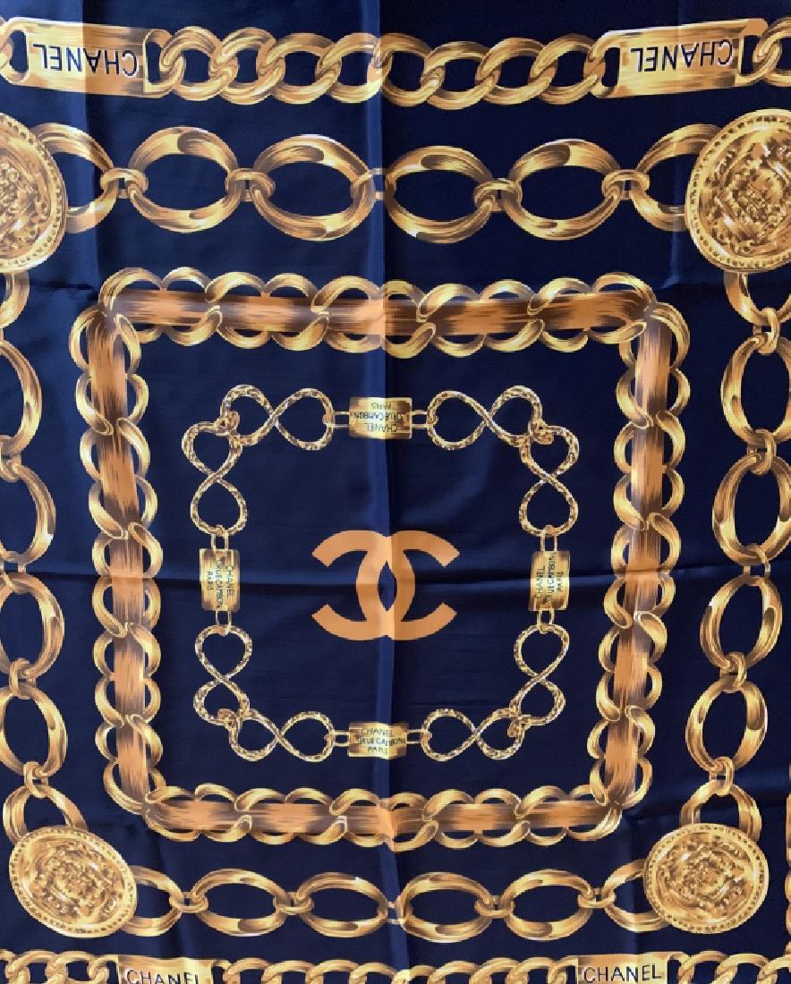 LOVELY AUTHENTIC CHANEL SCARF CHUCK DALY ESTATE (1 of 4)