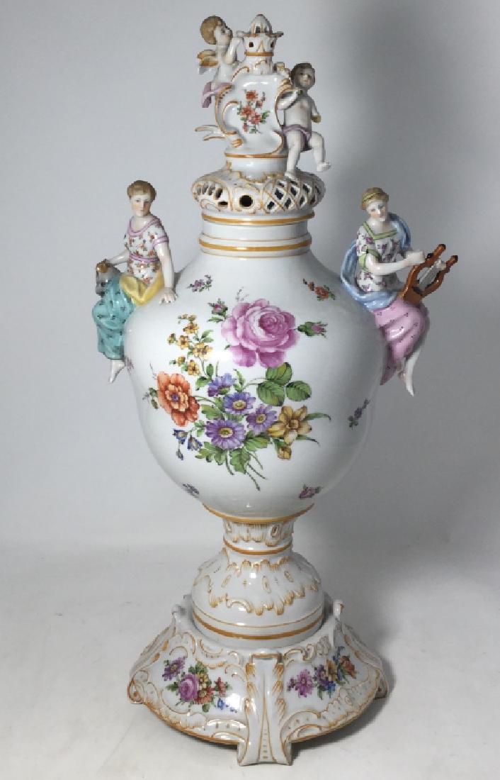 ANTIQUE VON SCHIERHOLZ LARGE PAINTED PORCELAIN URN (1 of 2)