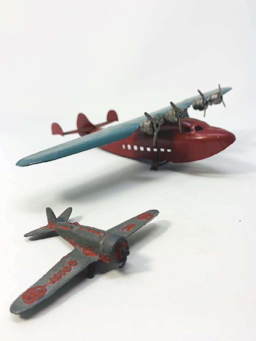 2 VINTAGE TOY METAL AIRPLANES (1 of 10)