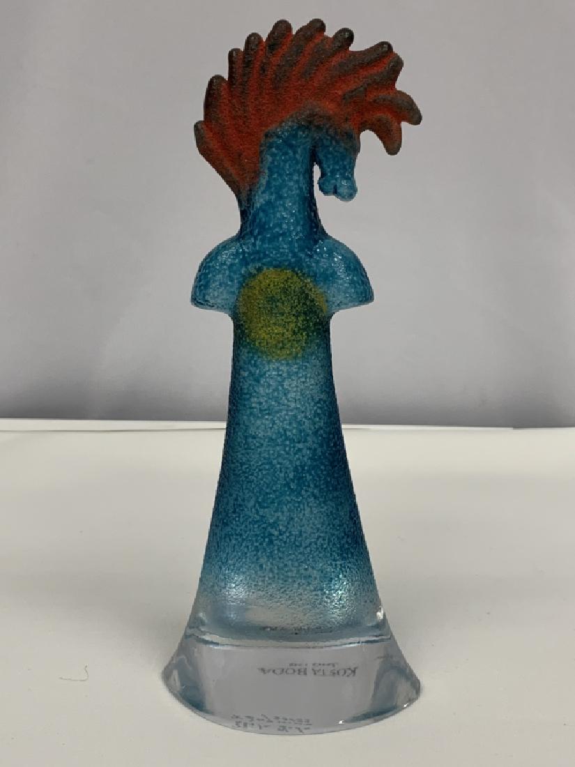KOSTA BODA WELL COLLECTION HORSE SIGNED & NUMBERED: This Kosta Boda horse is from the Well Collection and is a retired piece. It is signed on the bottom by the artist, KJELL ENGMAN, and is numbered (K90133)? The sculpture is 9" tall. The horse is turqu