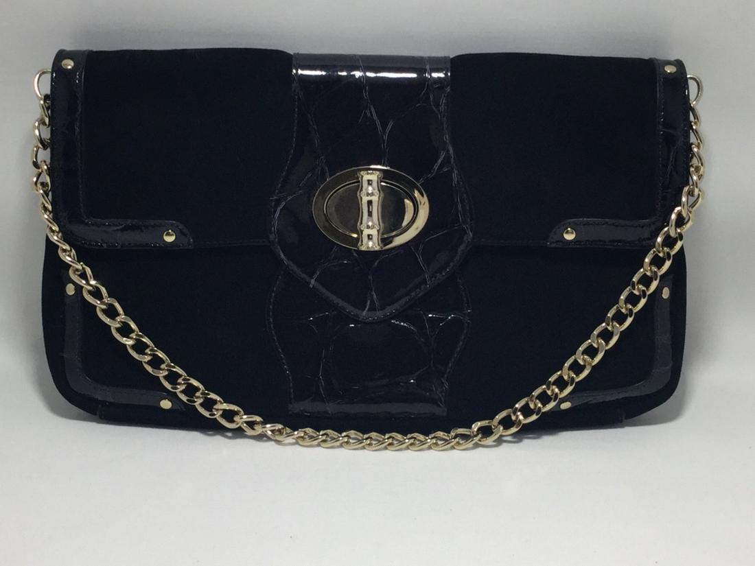 VINTAGE 80'S GOLD CHAIN PATENT SUEDE CLUTCH PURSE: 12.5" x 7.75" IN SIZE. EXCELLENT VINTAGE CONDITION.