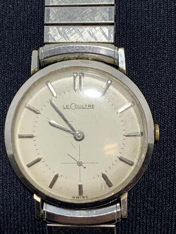 VINTAGE MENS JAEGER-LECOULTRE WATCH: History: In the heart of the Vallée de Joux, in the Swiss Jura Mountains, the Manufacturer Jaeger-LeCoultre has continuously renewed its creativity and inventiveness since 1833. One hundred and eight