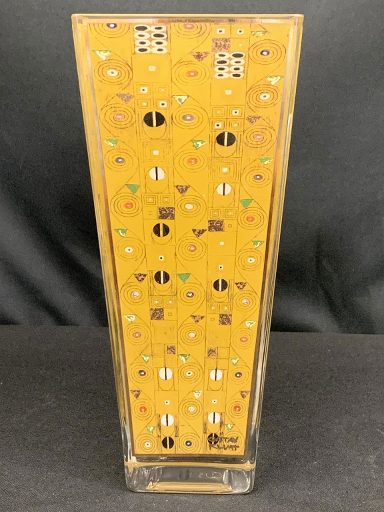 GOEBEL GUSTAV KLIMT ORBIS STOELIT-FRIES VASE: STUNNING in brilliant mustard yellow with Stoelit-Fries pattern detail set in clear glass framing. Stands 10" high. Excellent condition. Third party shipping required.