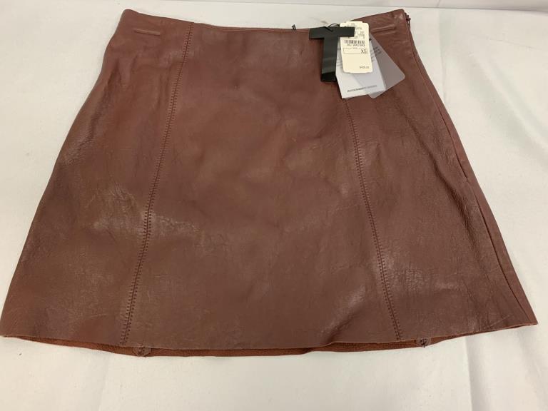 ADORABLE ALEXANDER WANG LEATHER MINI NWT: Absolutely Adorable- and Sexy too! Alexander Wang brand new brown leather mini skirt in size XS.NWT $425